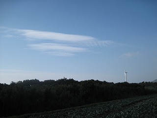 風車と雲